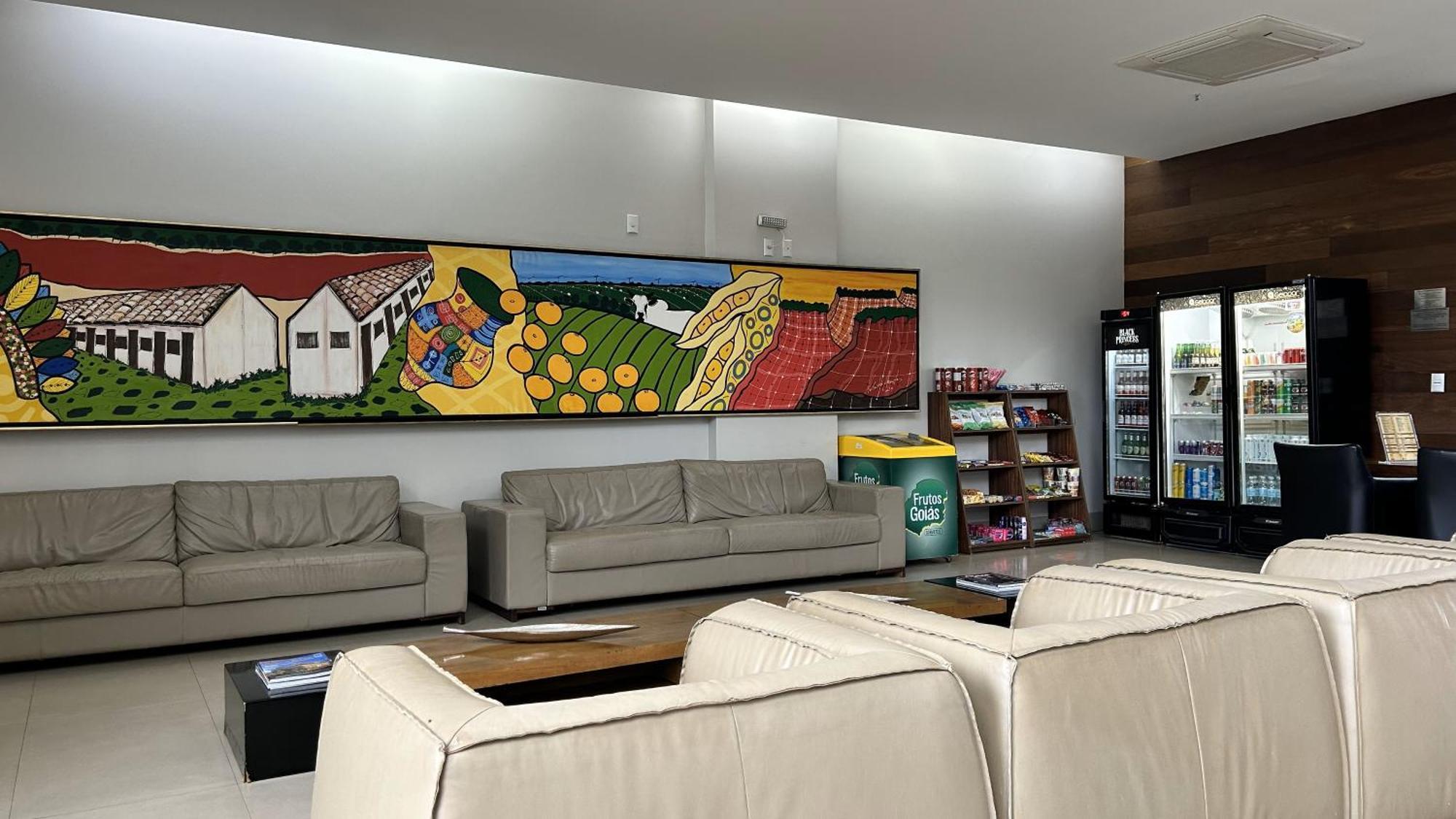 伦多诺波利斯舒适套房酒店 Rondonópolis 外观 照片